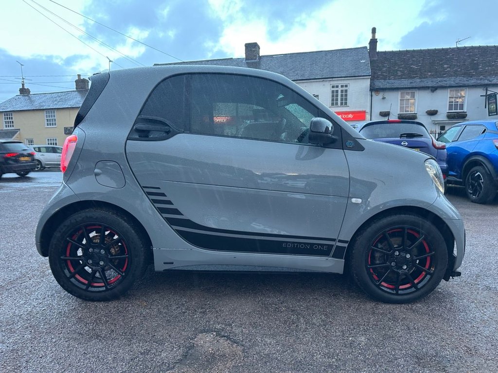 Used smart fortwo 2020 for sale - 76338633: Photo 3