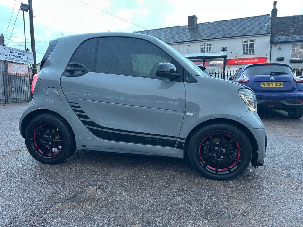 Used smart fortwo 2020 for sale - 76338633: Photo 7