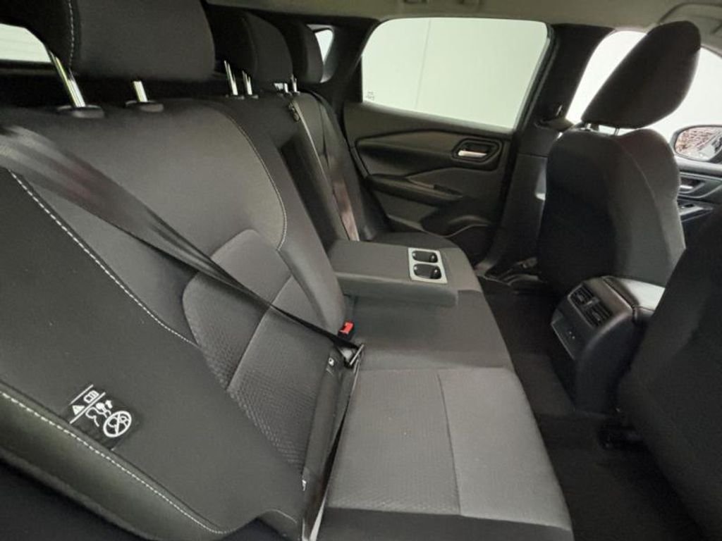 Used Nissan Qashqai 2022 for sale - 76610296: Photo 3