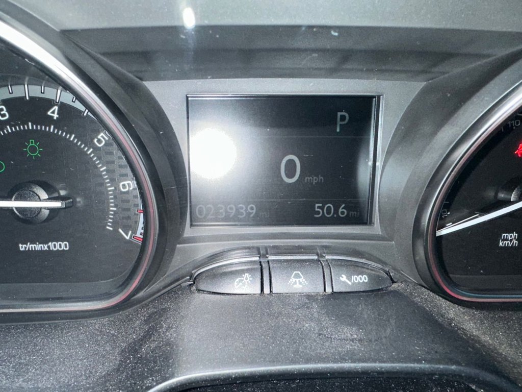 Used Peugeot 2008 2017 for sale - 76291797: Photo 24