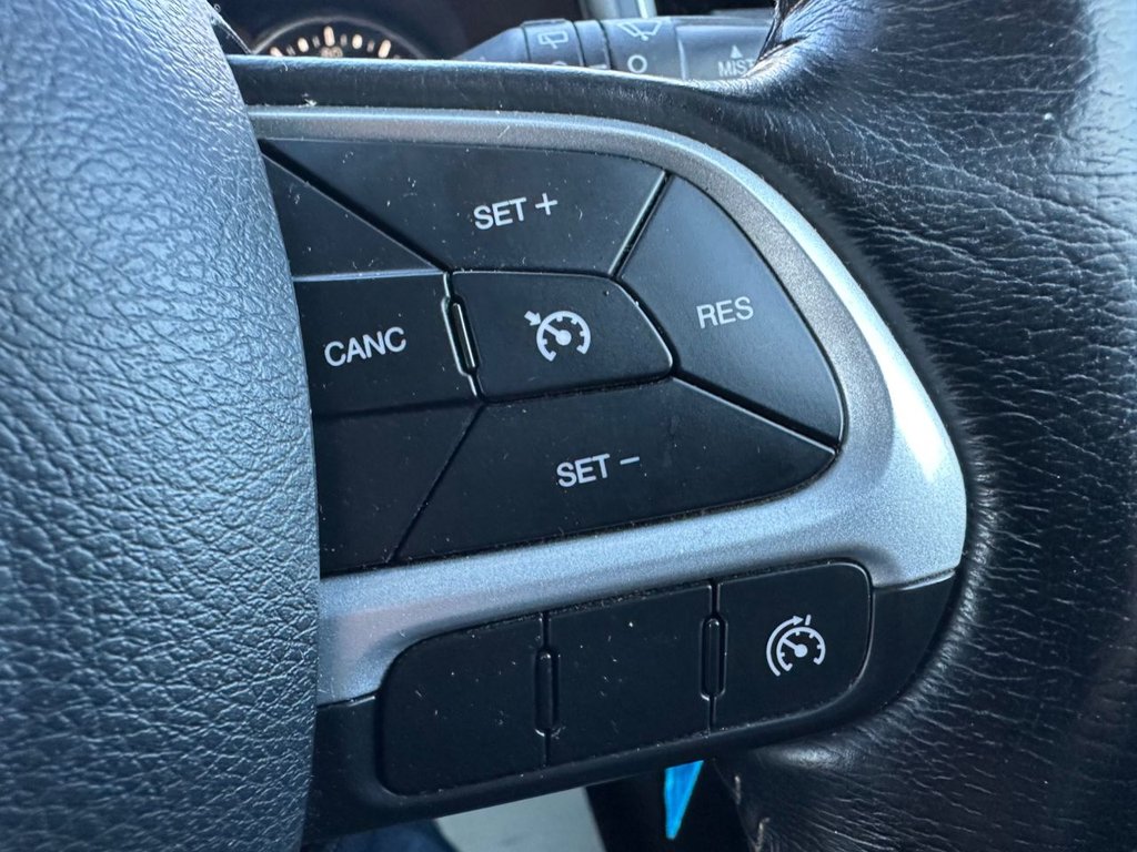 Used Jeep Renegade 2016 for sale - 75875445: Photo 42