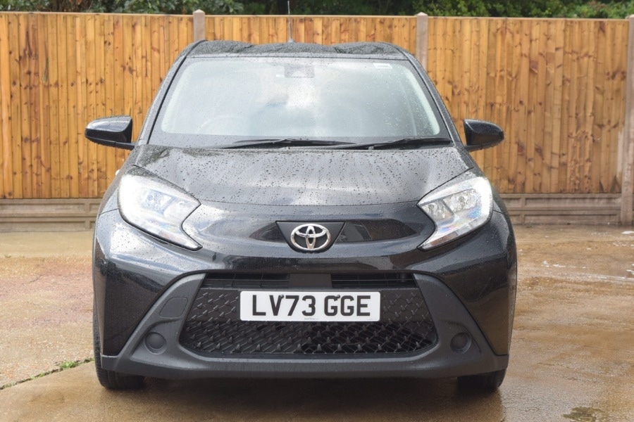 Used Toyota Aygo X 2023 for sale - 75908548: Photo 2