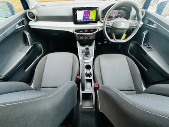 Used SEAT Arona 2024 for sale - 76436028: Photo