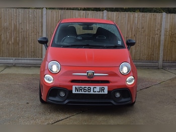 Used Abarth 595 2018 for sale - 76502793: Photo