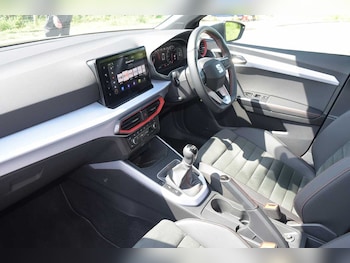 Used SEAT Arona 2024 for sale - 75489253: Photo