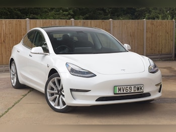 Used Tesla Model 3 2019 for sale - 75643740: Photo