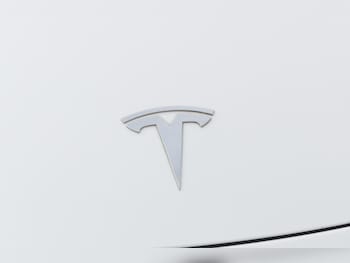 Used Tesla Model 3 2019 for sale - 75643740: Photo
