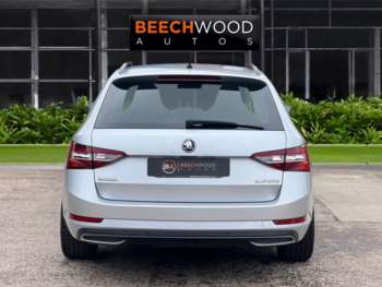 Used Skoda Superb 2017 for sale - 74638771: Photo