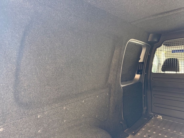 Used Volkswagen Caddy Maxi 2016 for sale - 74156290: Photo 22