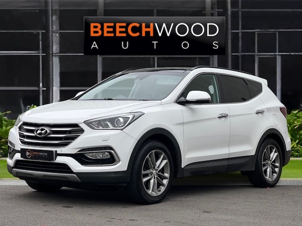 Used Hyundai Santa Fe 2018 for sale - 76279779: Photo 2