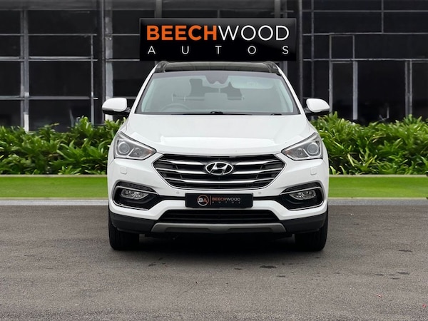 Used Hyundai Santa Fe 2018 for sale - 76279779: Photo 3