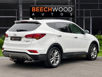 Used Hyundai Santa Fe 2018 for sale - 76279779: Photo 4