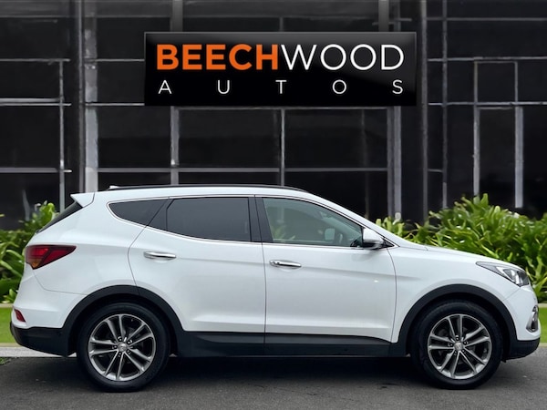Used Hyundai Santa Fe 2018 for sale - 76279779: Photo 6