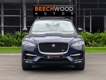 Used Jaguar F-Pace 2017 for sale - 77642774: Photo