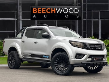 Used Nissan Navara 2017 for sale - 77680267: Photo