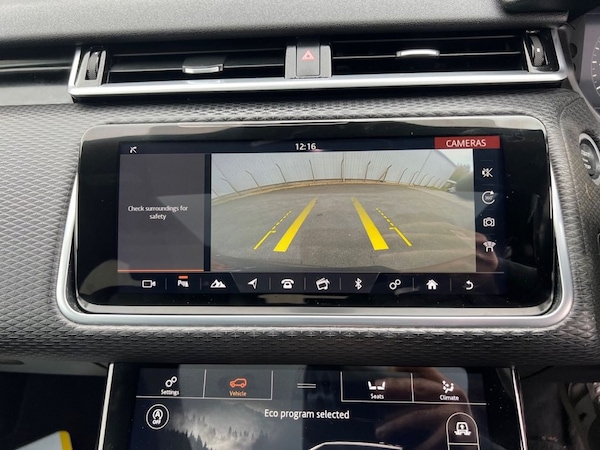Used Land Rover Range Rover Velar 2018 for sale - 76223424: Photo 32