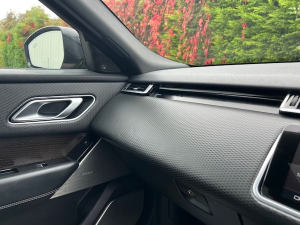Used Land Rover Range Rover Velar 2018 for sale - 76223424: Photo 37