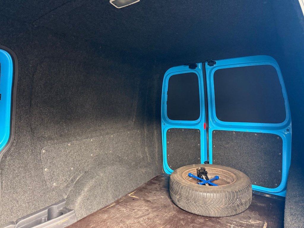 Used Volkswagen Caddy Maxi 2015 for sale - 75194200: Photo 17