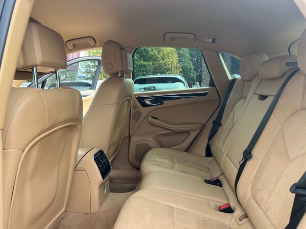 Used Porsche Macan 2016 for sale - 75548218: Photo 15