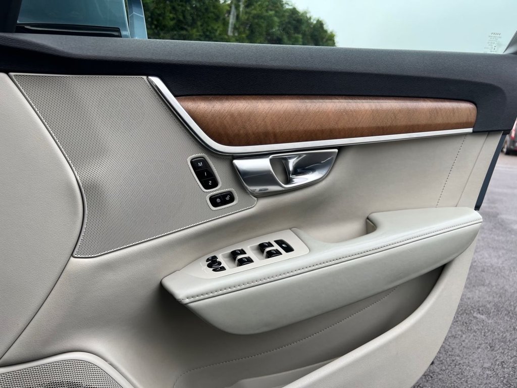 Used Volvo S90 2017 for sale - 77187938: Photo 10