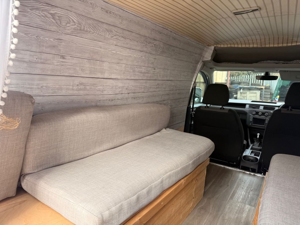 Used Volkswagen Caddy Maxi 2015 for sale - 77880051: Photo 10