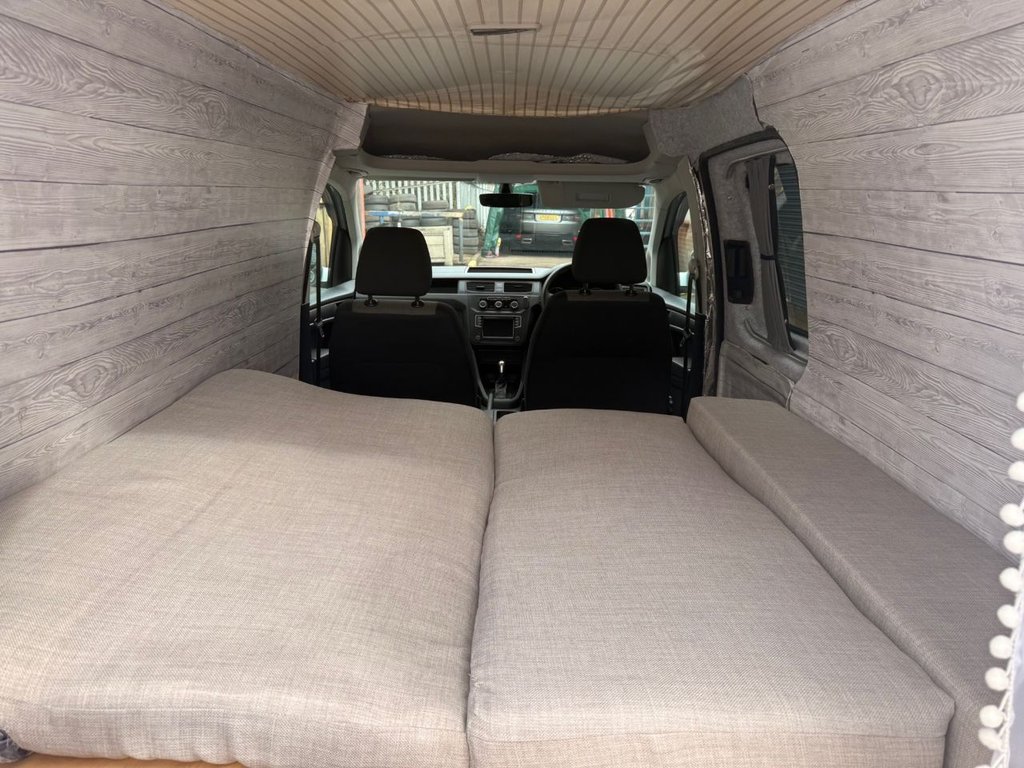 Used Volkswagen Caddy Maxi 2015 for sale - 77880051: Photo 13