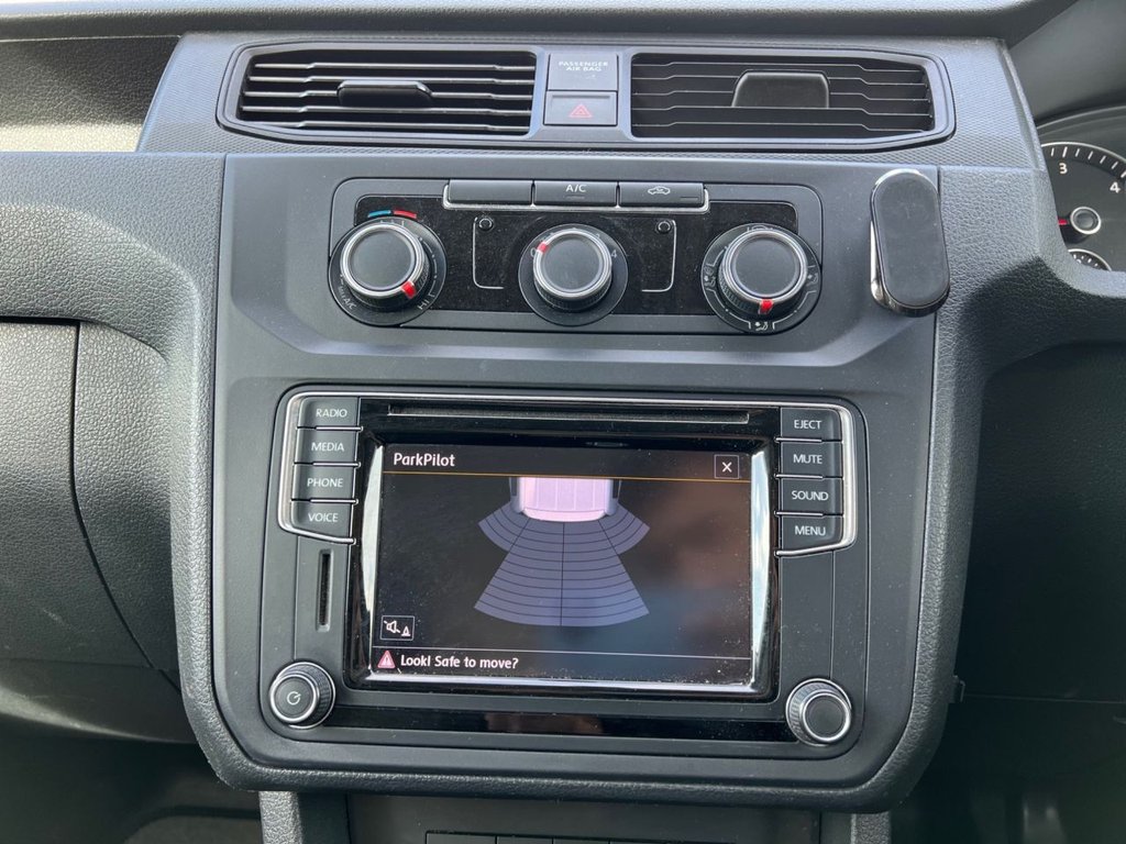 Used Volkswagen Caddy Maxi 2015 for sale - 77880051: Photo 15