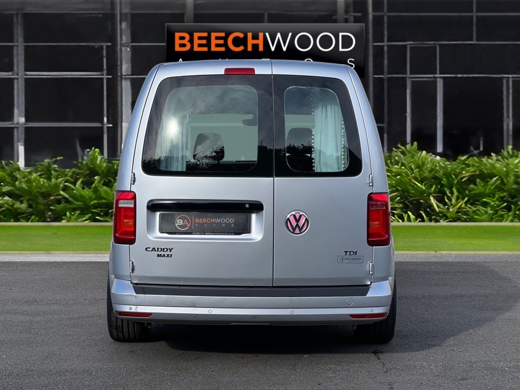 Used Volkswagen Caddy Maxi 2015 for sale - 77880051: Photo 5