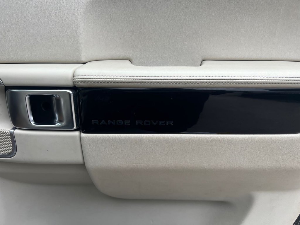 Used Land Rover Range Rover 2012 for sale - 76266687: Photo 16