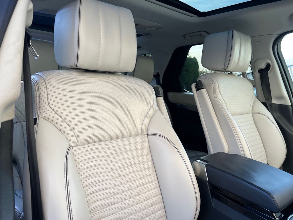 Used Land Rover Discovery 2017 for sale - 76655271: Photo 17