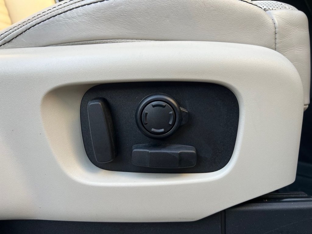 Used Land Rover Discovery 2017 for sale - 76655271: Photo 21