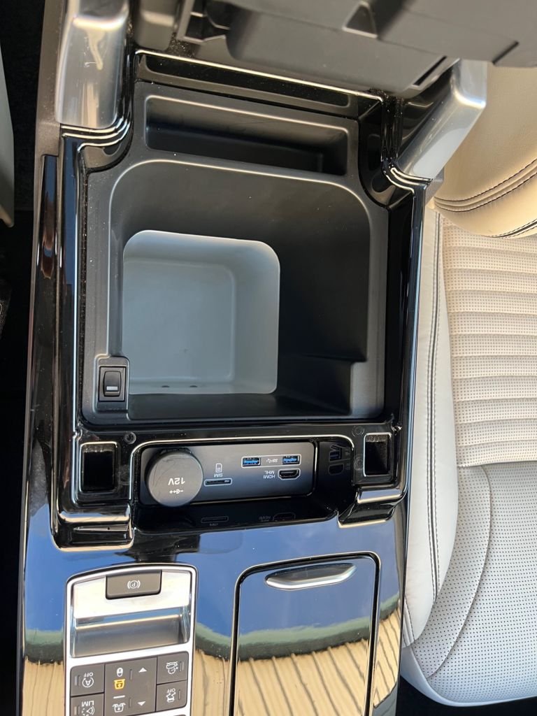 Used Land Rover Discovery 2017 for sale - 76655271: Photo 32