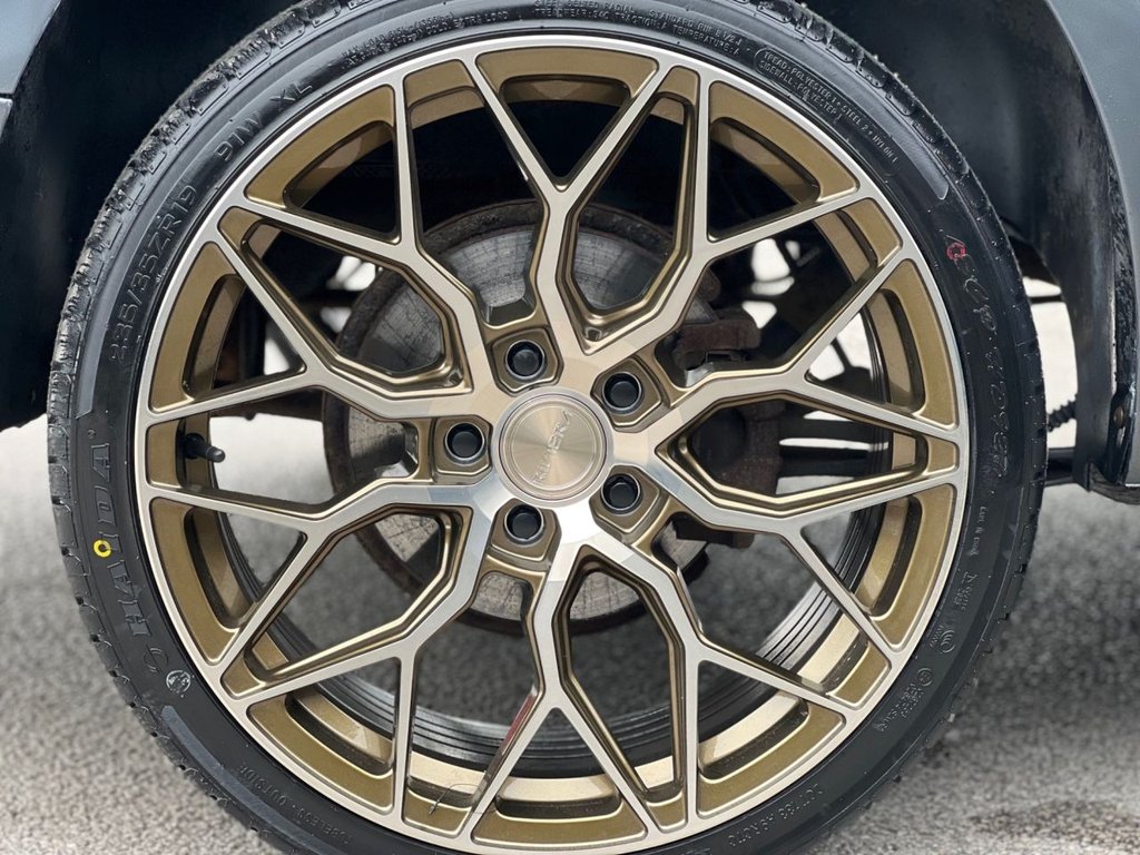 Used Volkswagen Caddy Maxi 2014 for sale - 76235340: Photo 9