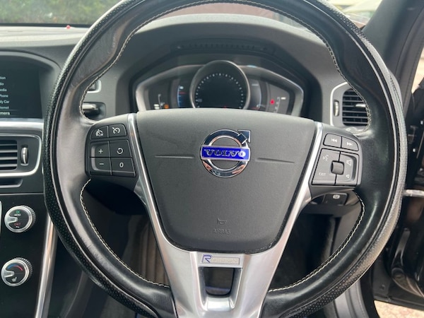 Used Volvo V60 2016 for sale - 75675891: Photo 17