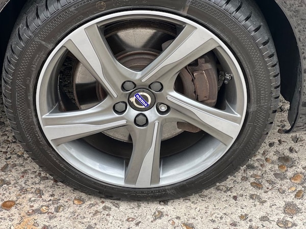 Used Volvo V60 2016 for sale - 75675891: Photo 31