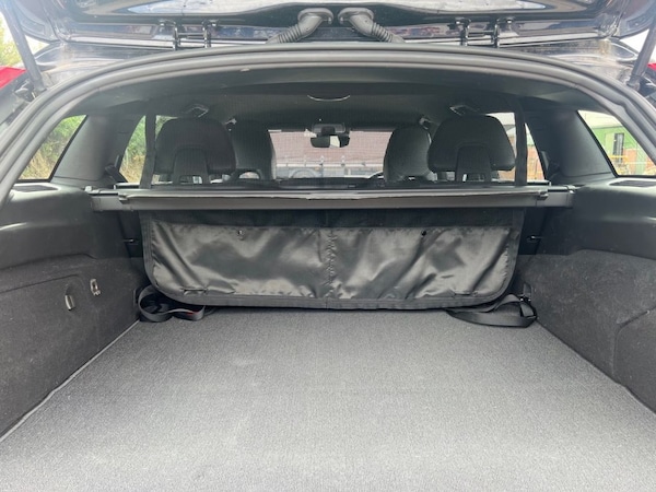 Used Volvo V60 2016 for sale - 75675891: Photo 37