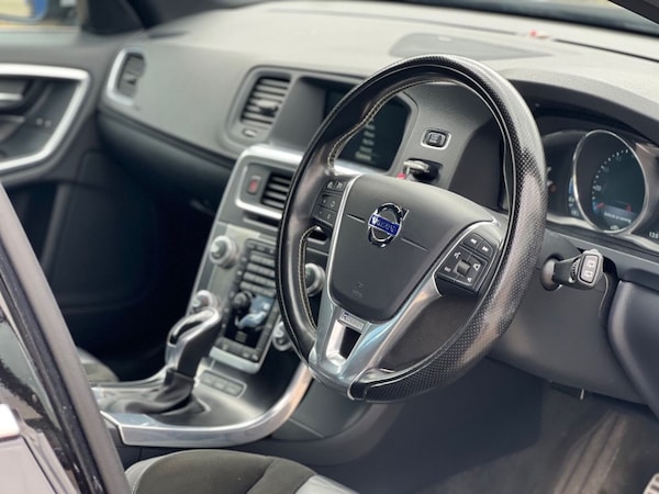 Used Volvo V60 2016 for sale - 75675891: Photo 9