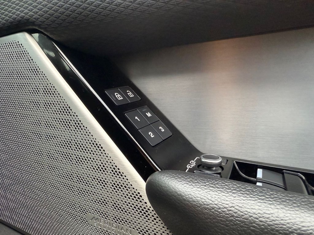 Used Land Rover Range Rover Velar 2021 for sale - 77384461: Photo 29