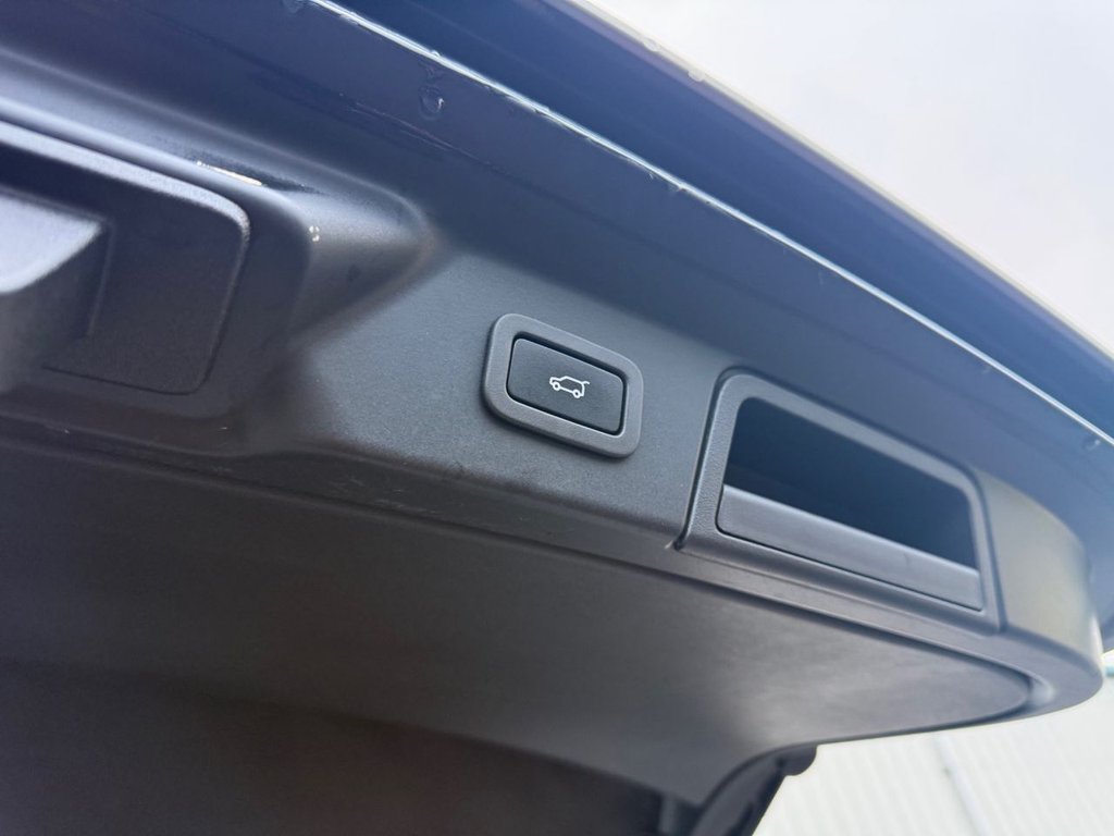 Used Land Rover Range Rover Velar 2021 for sale - 77384461: Photo 42