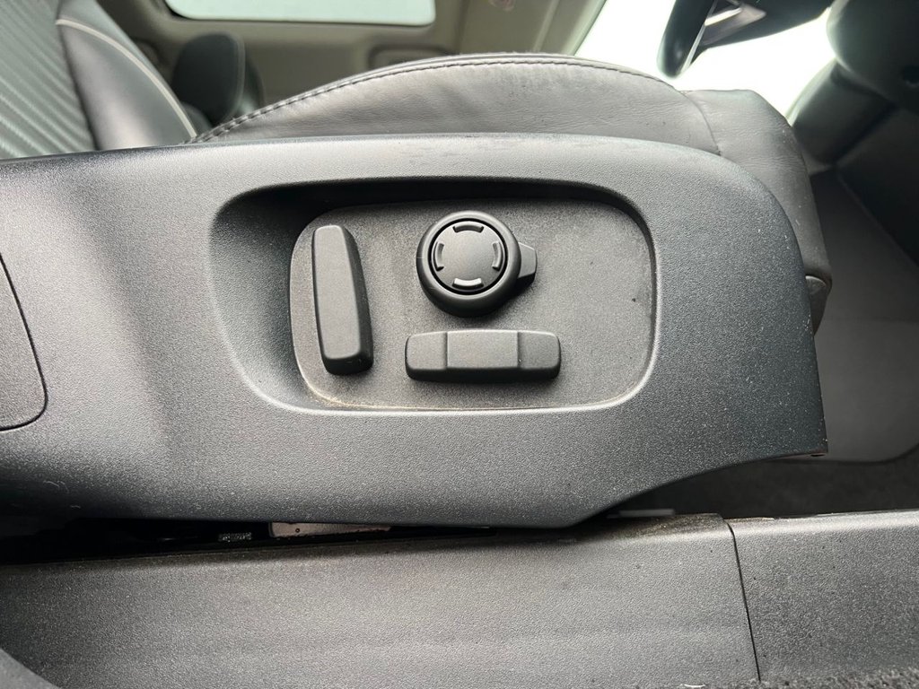 Used Land Rover Discovery 2018 for sale - 76570541: Photo 11