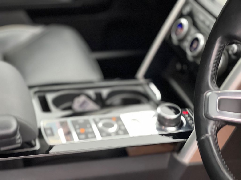 Used Land Rover Discovery 2018 for sale - 76570541: Photo 19