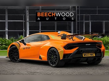 Used Lamborghini Huracan 2023 for sale - 79142195: Photo