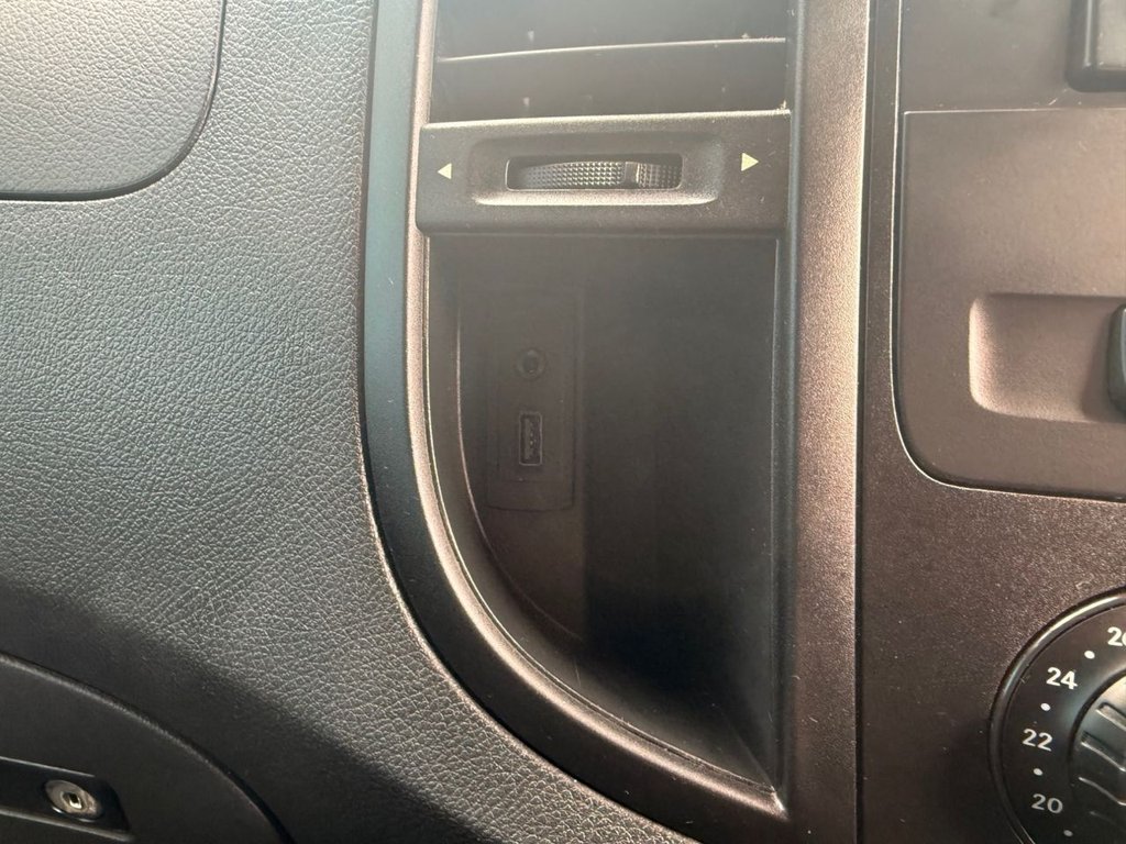 Used Mercedes-Benz Vito 2018 for sale - 78181468: Photo 35