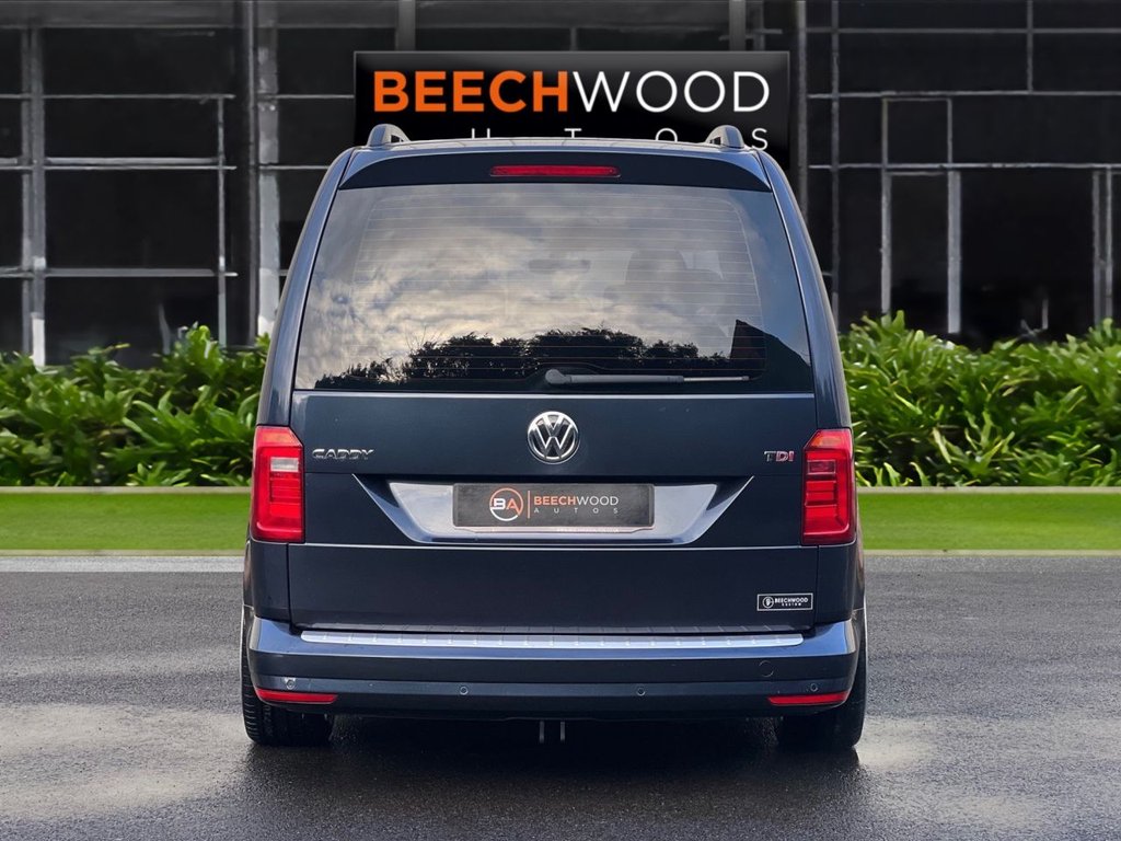 Used Volkswagen Caddy Maxi Life 2017 for sale - 76923284: Photo 3