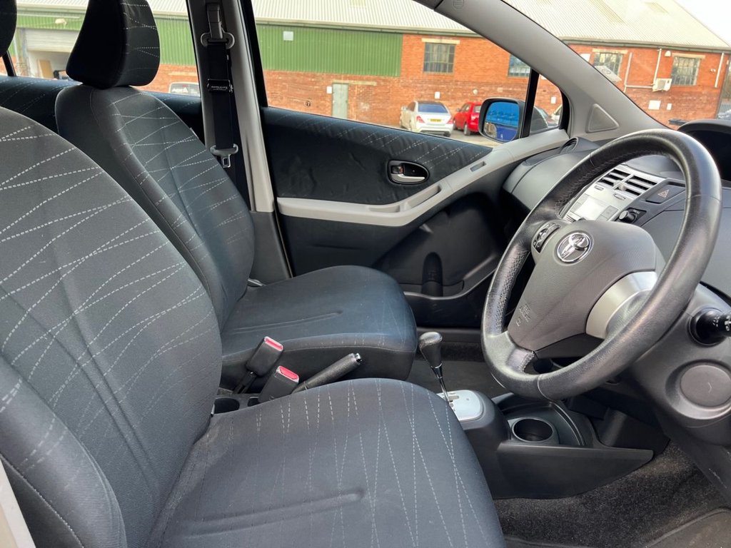 Used Toyota Yaris 2006 for sale - 76710809: Photo 11