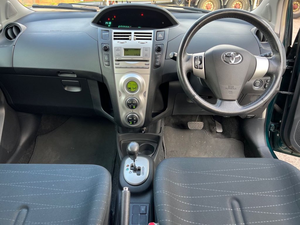 Used Toyota Yaris 2006 for sale - 76710809: Photo 19