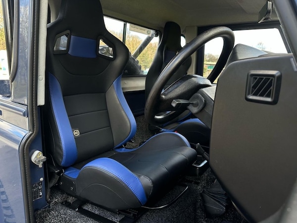 Used Land Rover Defender 2011 for sale - 73990060: Photo 21