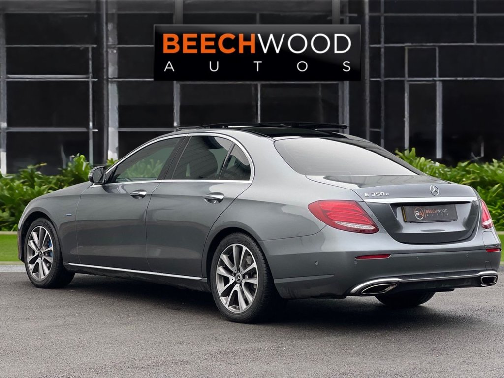 Used Mercedes-Benz E Class 2017 for sale - 77422652: Photo 4