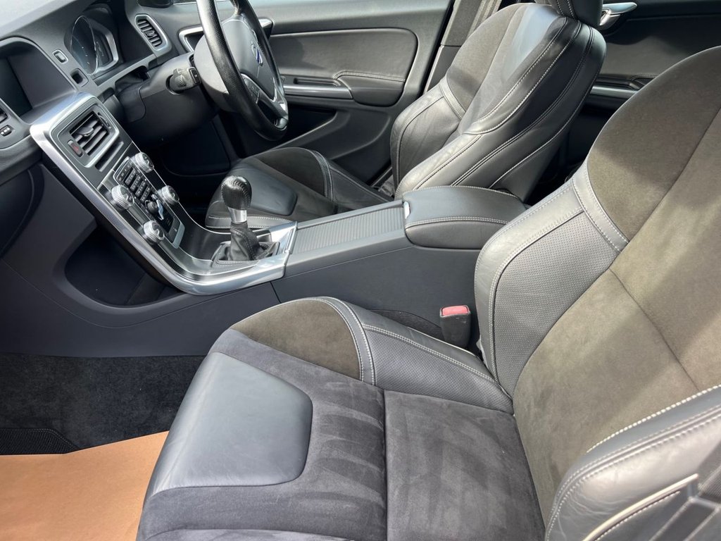 Used Volvo V60 2014 for sale - 77301894: Photo 34