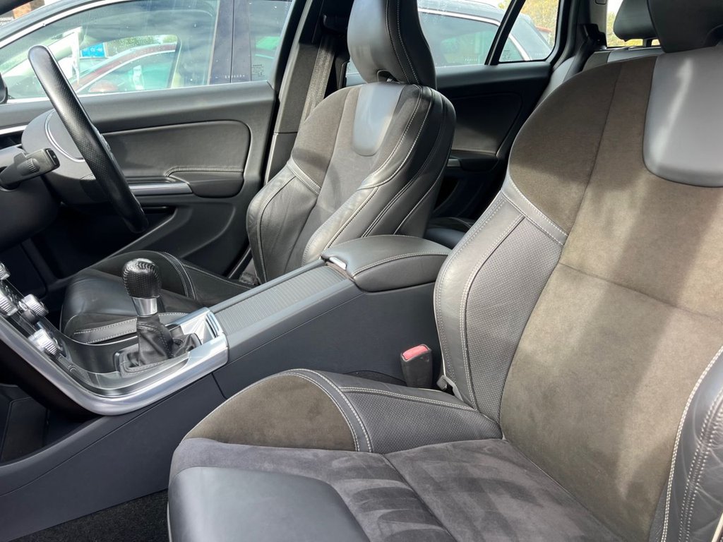 Used Volvo V60 2014 for sale - 77301894: Photo 35